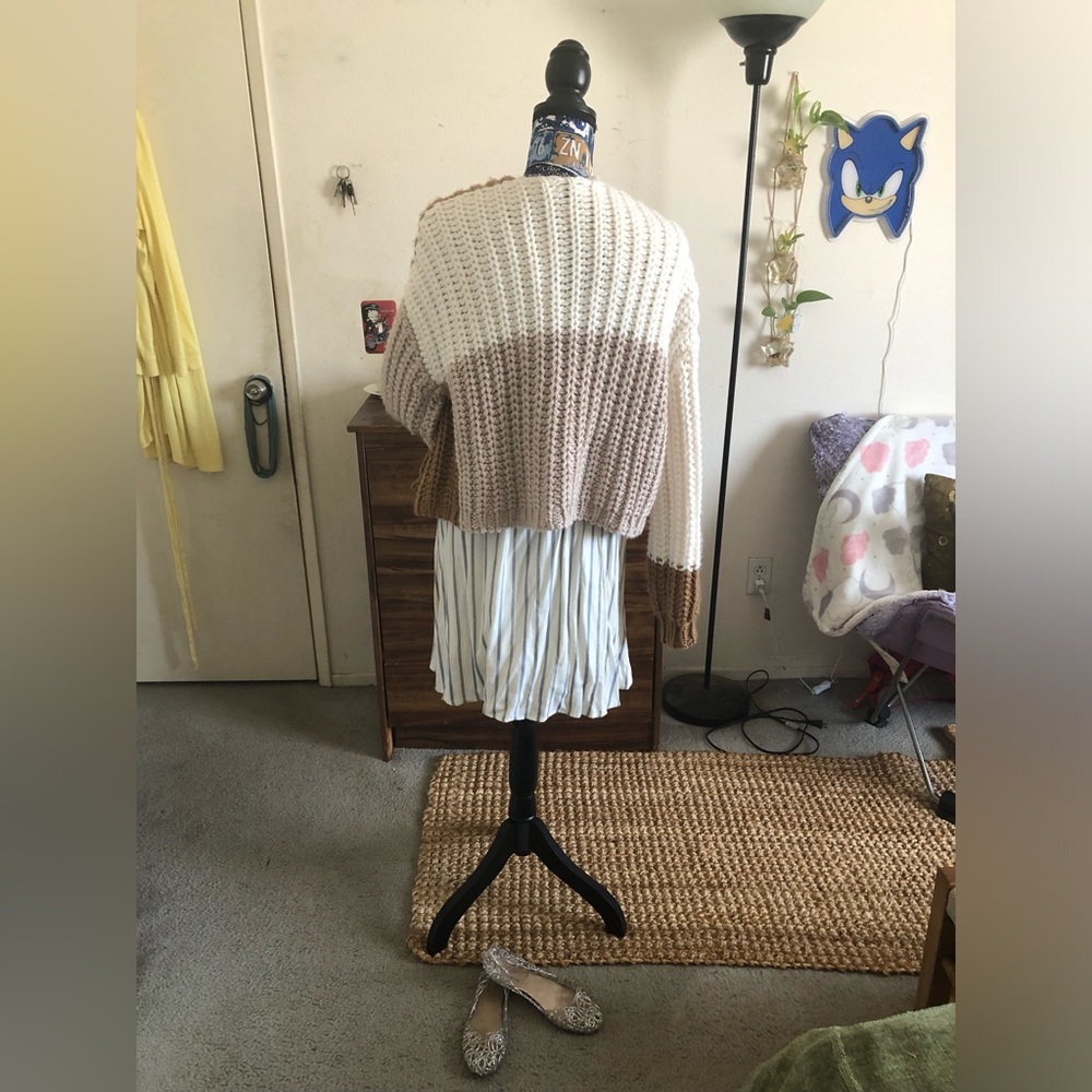 Adorable Neutral Color Block Knit Cardigan - Picture 2 of 11